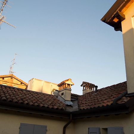 Casa Viola, Deliziosa Mansarda In Centro Storico Appartement Modena Buitenkant foto