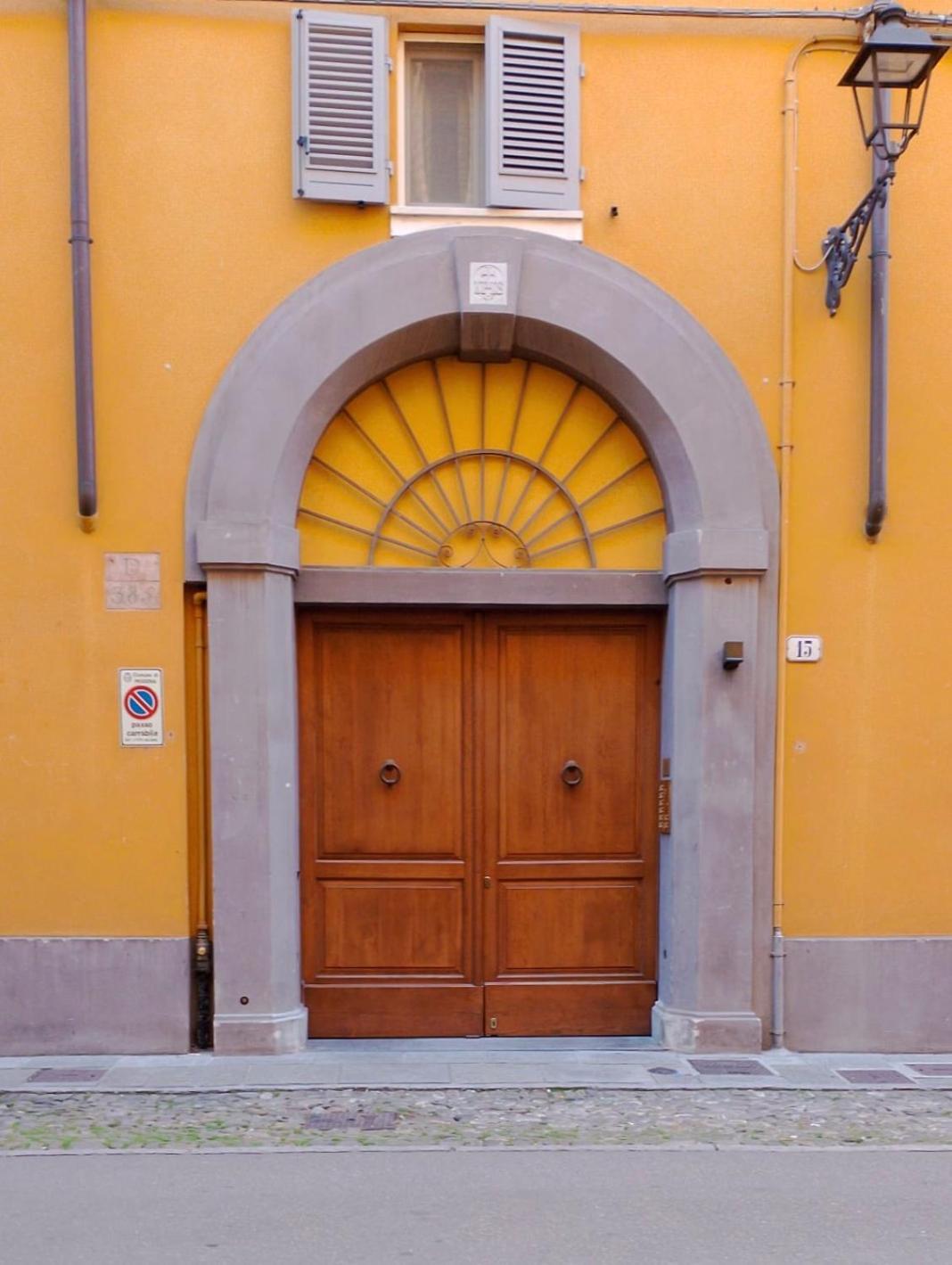 Casa Viola, Deliziosa Mansarda In Centro Storico Appartement Modena Buitenkant foto