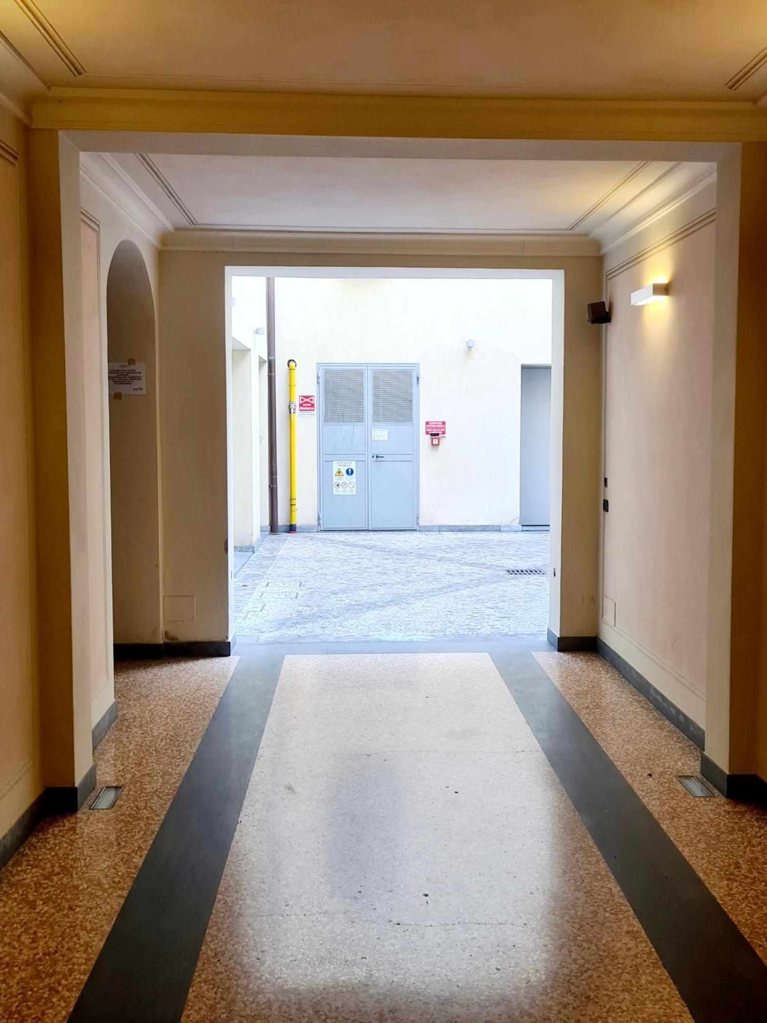 Casa Viola, Deliziosa Mansarda In Centro Storico Appartement Modena Buitenkant foto