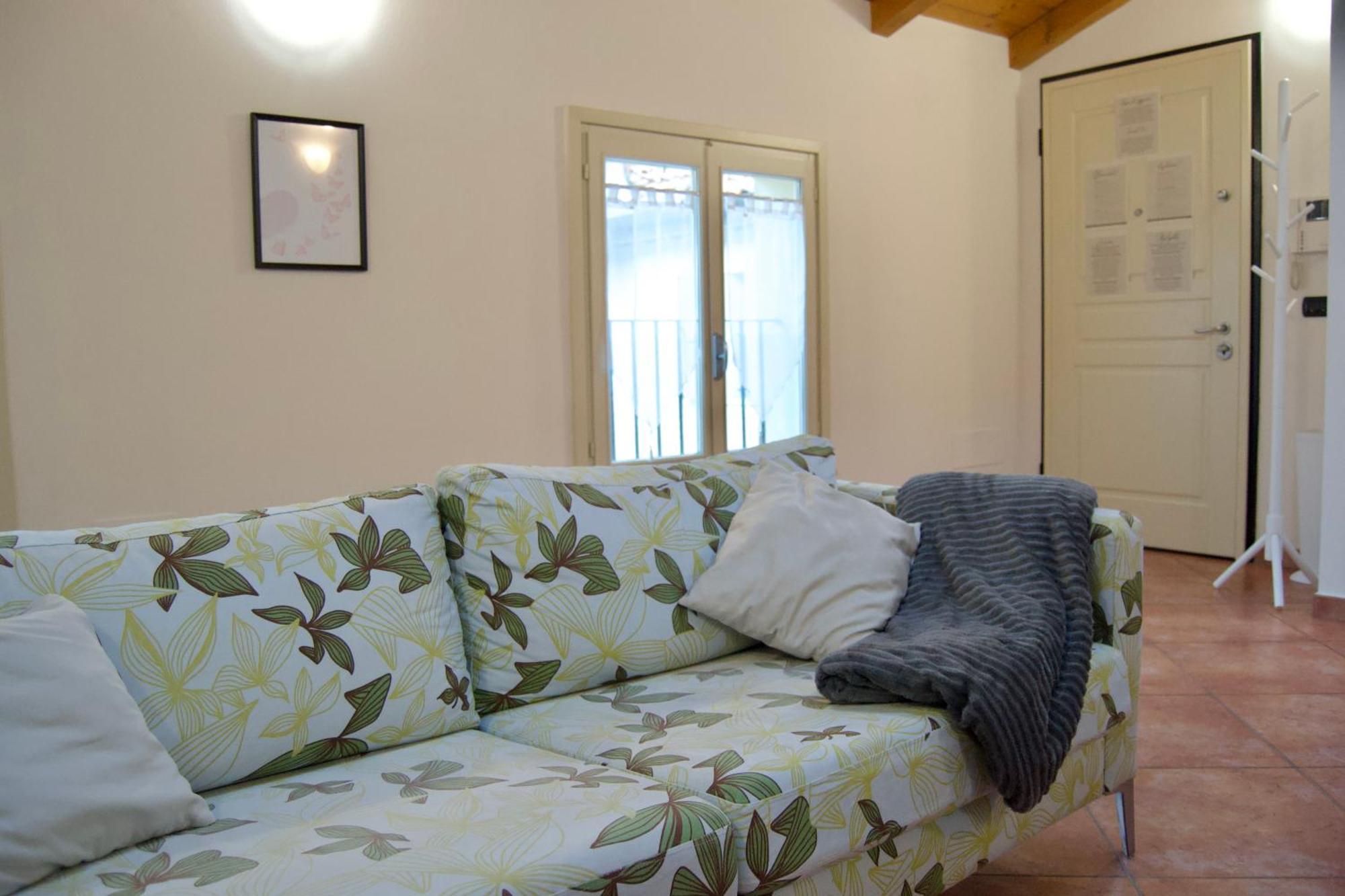 Casa Viola, Deliziosa Mansarda In Centro Storico Appartement Modena Buitenkant foto